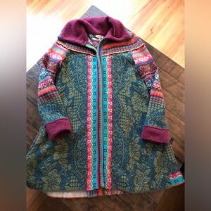 Ivko woman wool jacket with pleats, gorgeous colors size 40